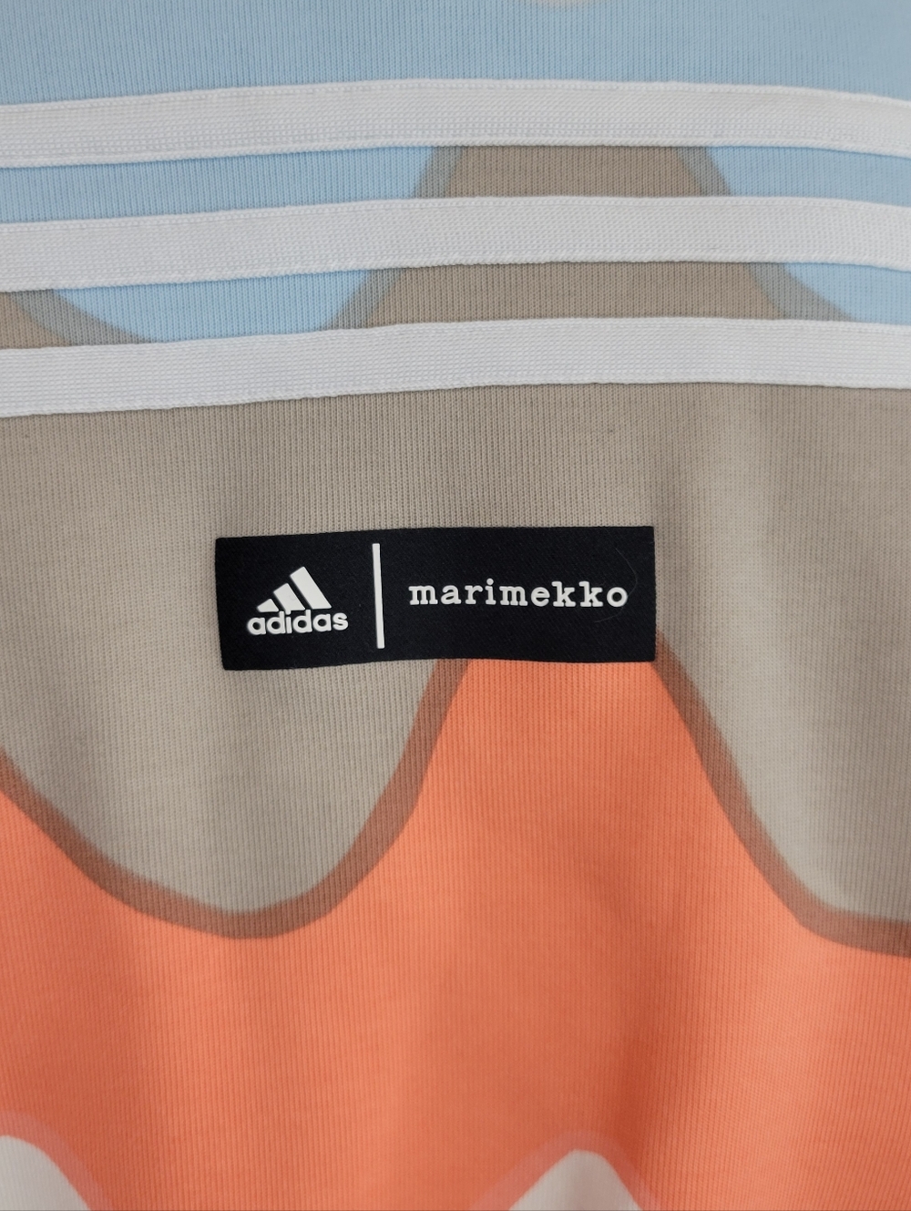 Marimekko x Adidas Cropped Wavy Stripe Sweatshirt - Coral, Sky Blue & Gray - Picture 8 of 11